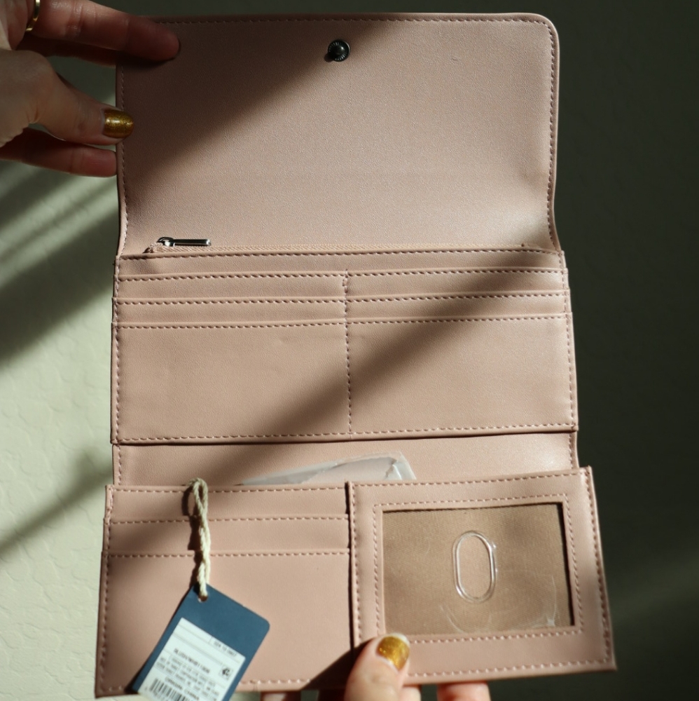 Pink/mauve wallet - Picture 3 of 4